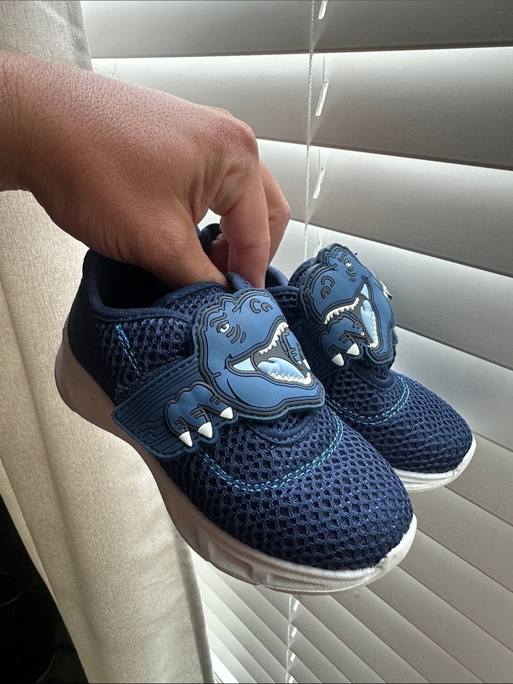 Kids Navy Blue Mesh Sneakers TRex light up Carter 10